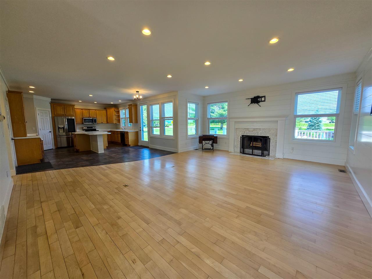7190 Rolling Meadow Trail