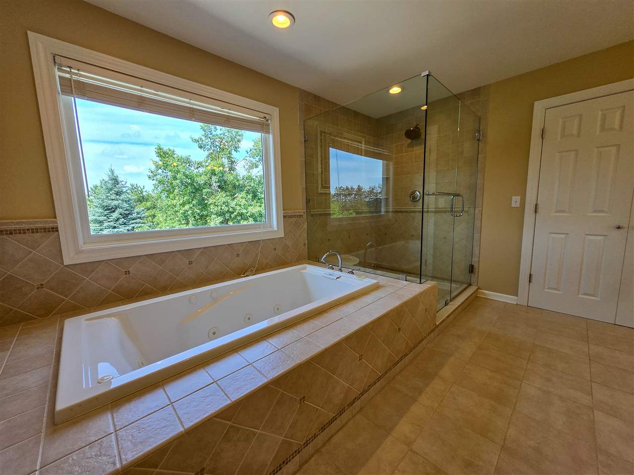 7190 Rolling Meadow Trail