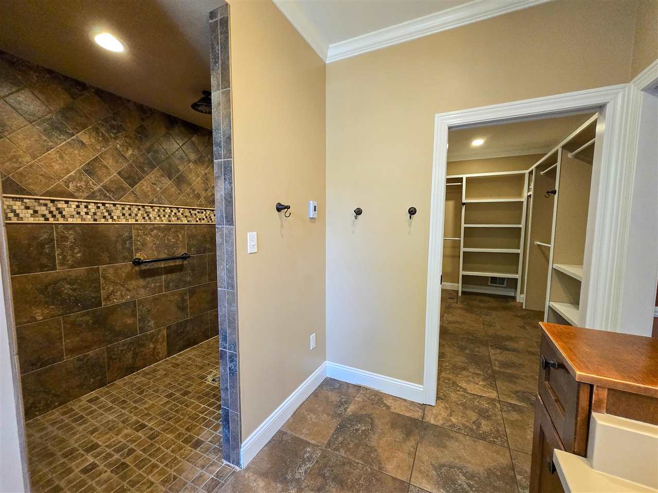 7190 Rolling Meadow Trail
