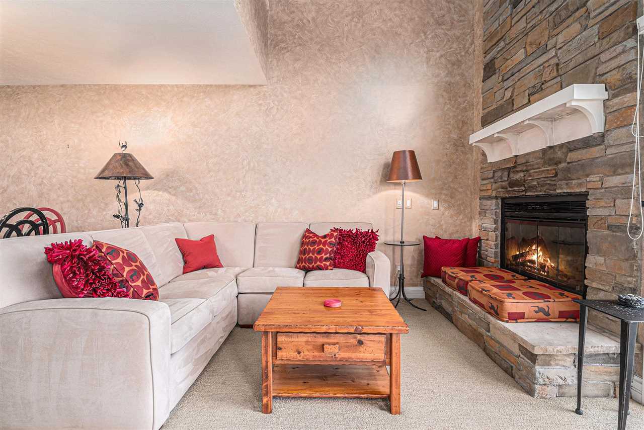 4749 S Pleasantview Road Unit: 54