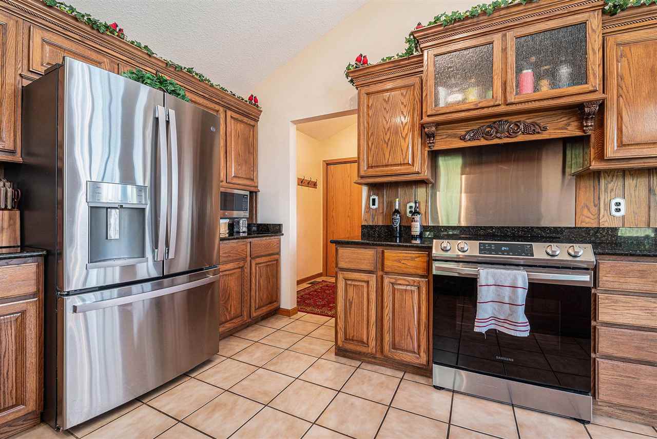 215 Lake Ridge Trail