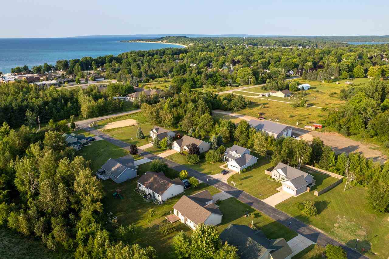 7138 Applewood Drive