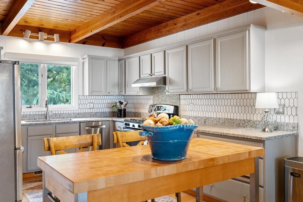 14959 Boulder Avenue