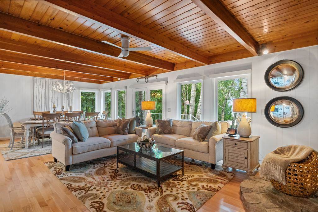 14959 Boulder Avenue