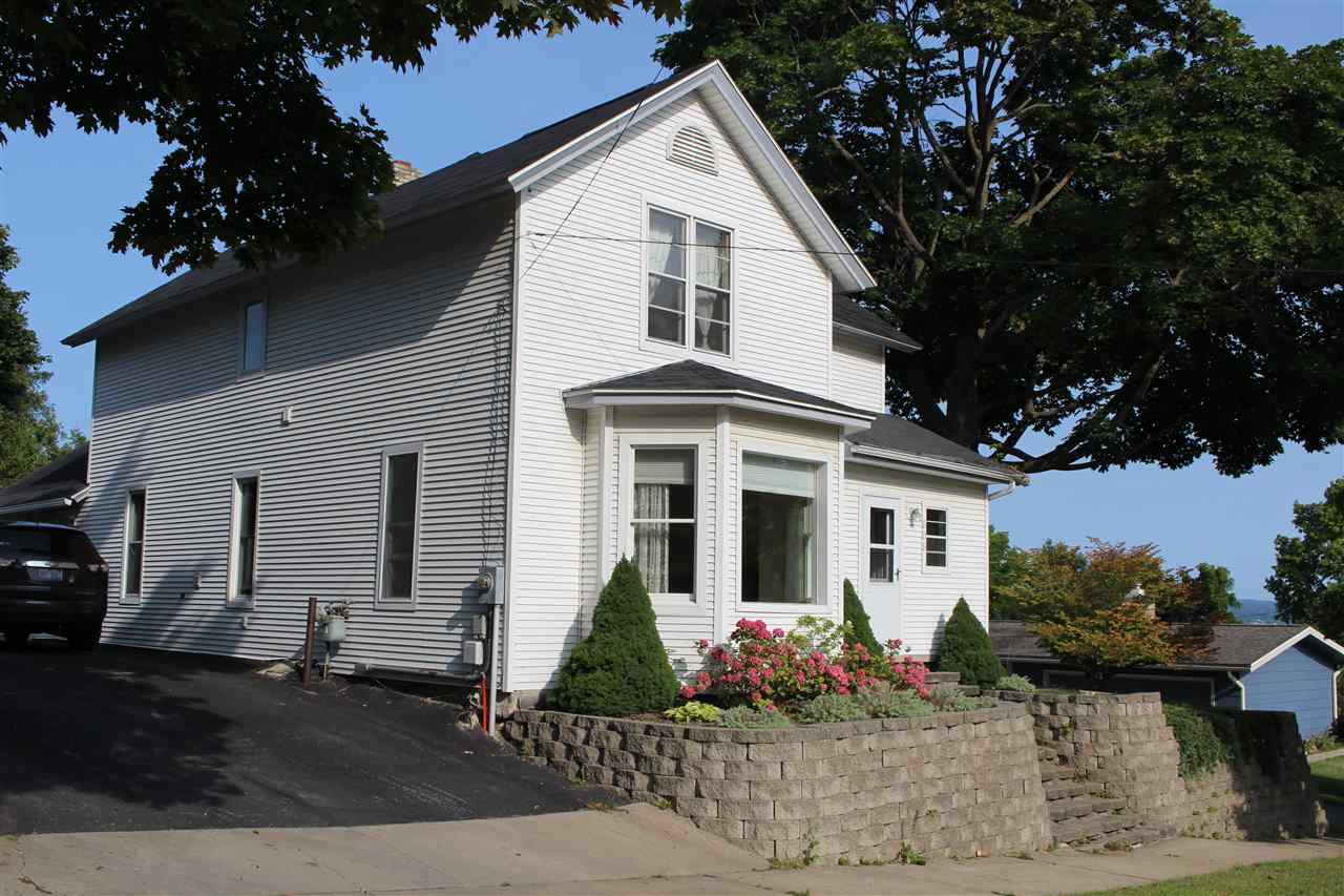 808 Howard Street