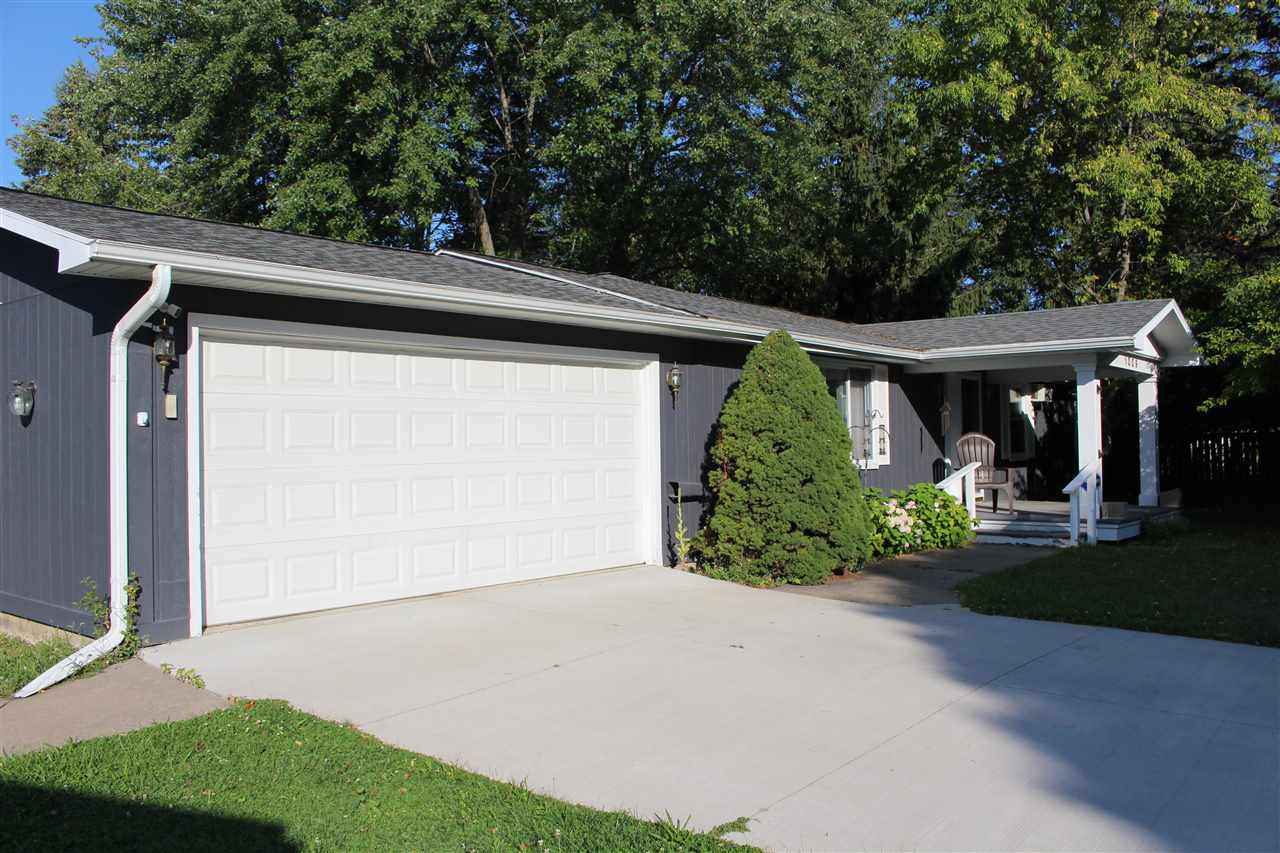 1009 St. James Place