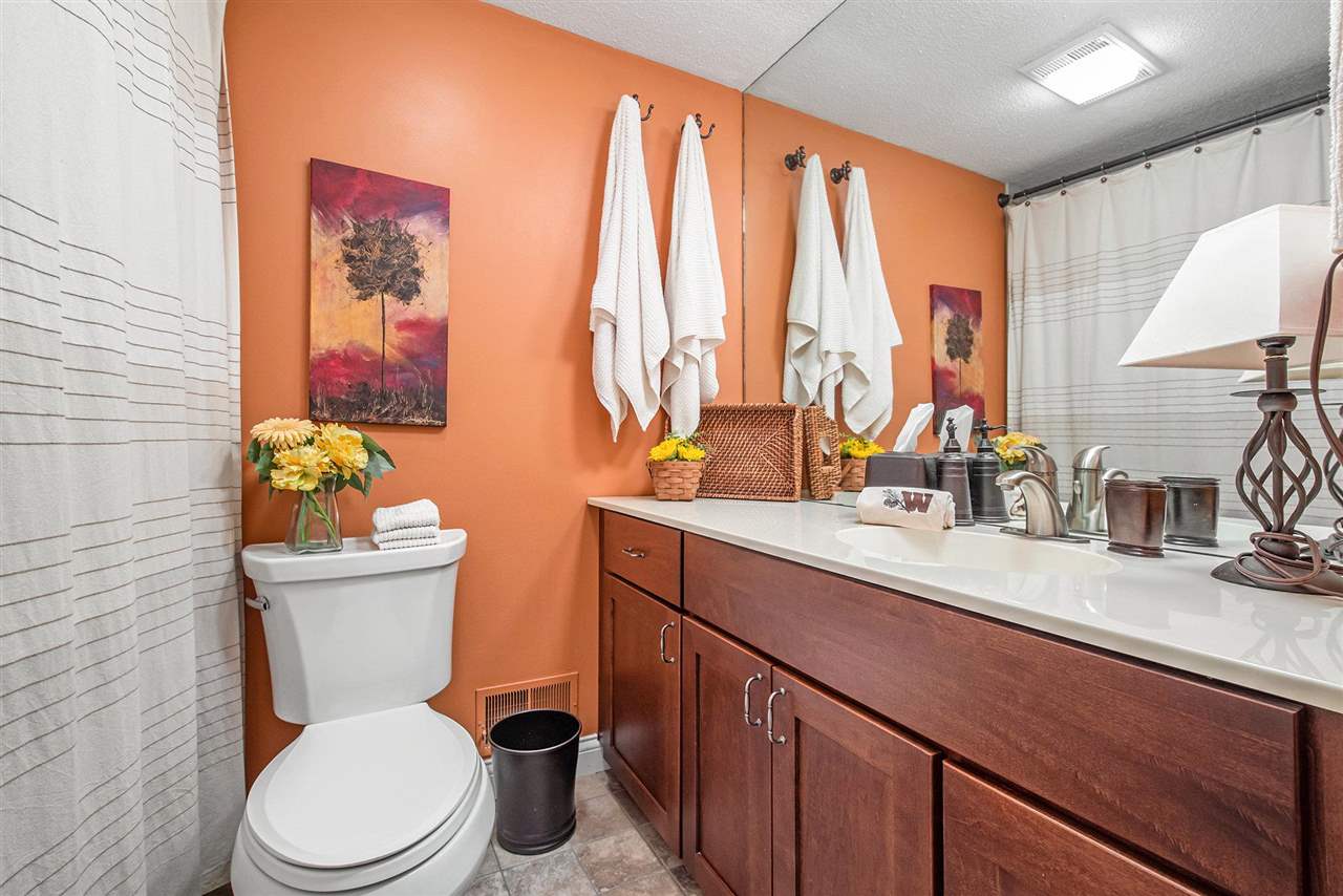 3400 Lakeside Drive South #22
