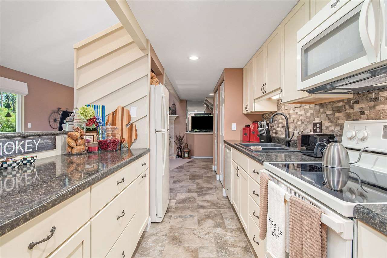 3400 Lakeside Drive South #22