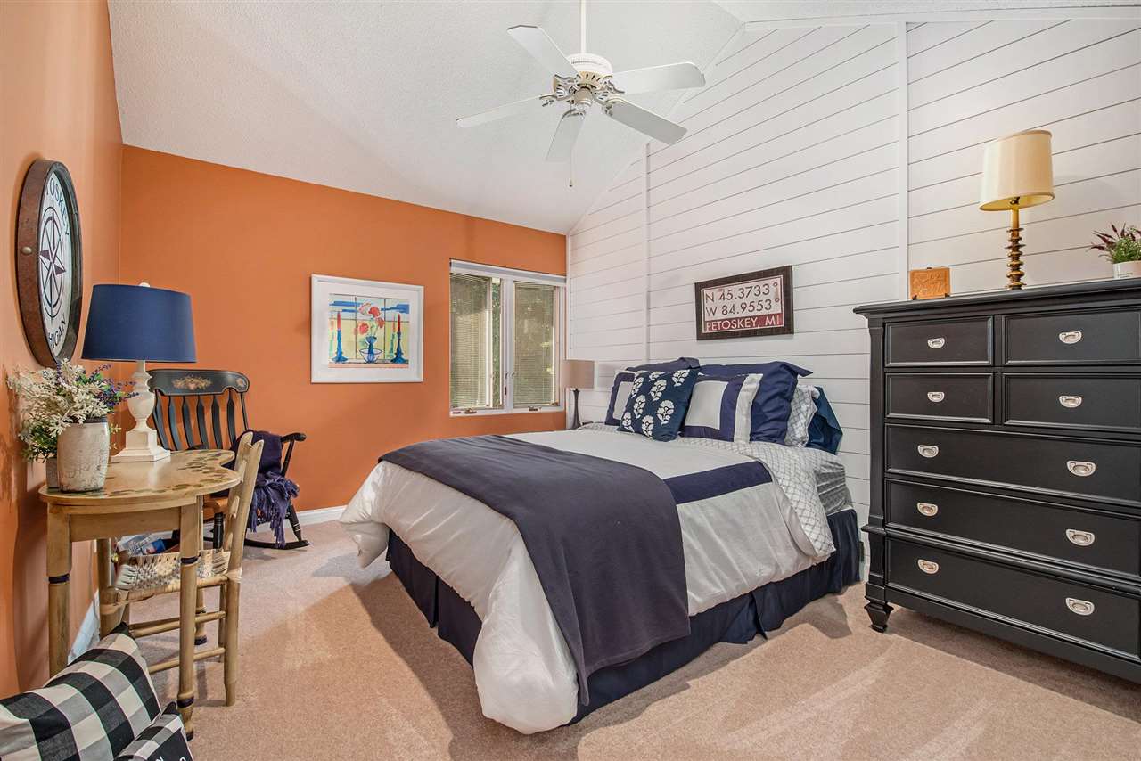 3400 Lakeside Drive South #22