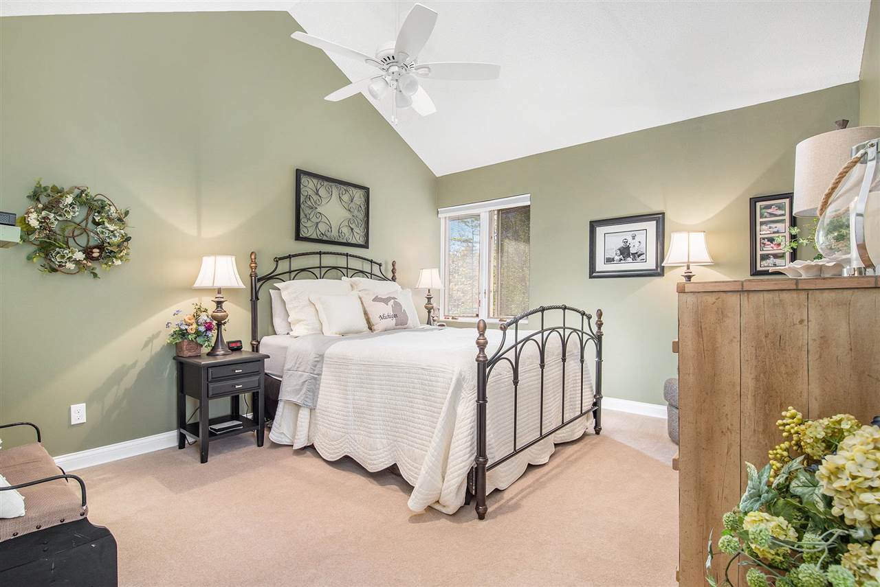 3400 Lakeside Drive South #22