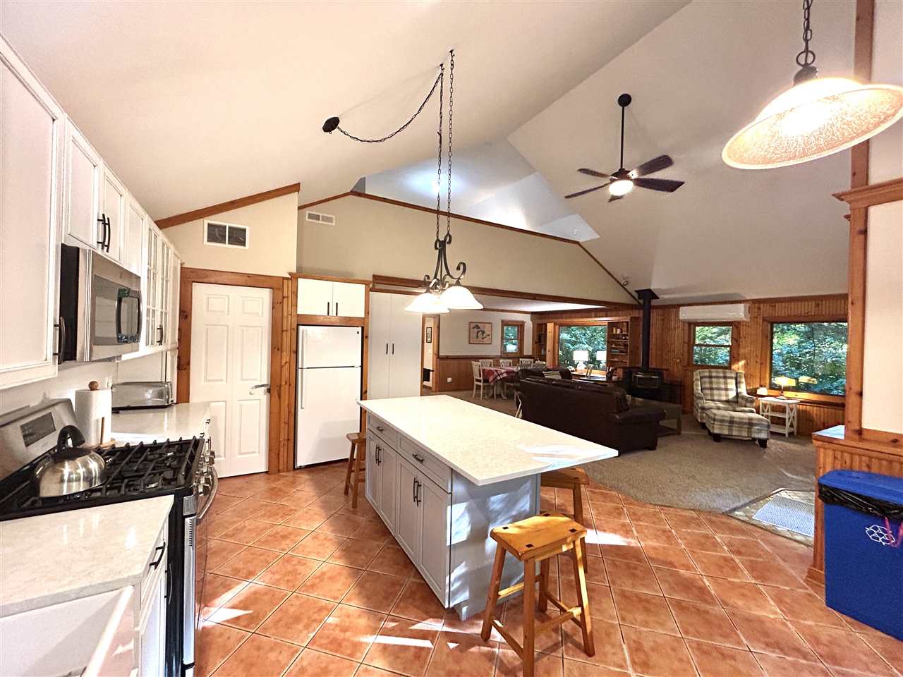 3215 Fall Park Road
