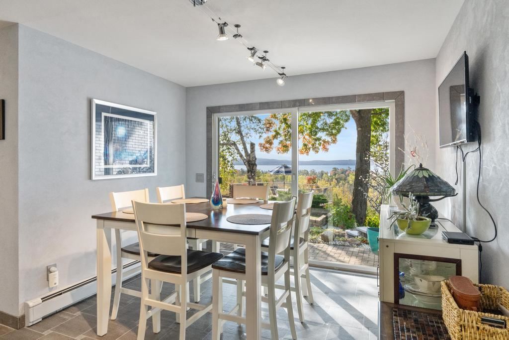 6918 Harbor - Petoskey Road