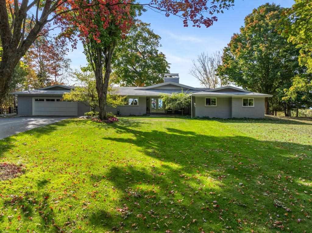 6918 Harbor - Petoskey Road