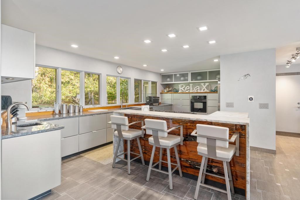 6918 Harbor - Petoskey Road