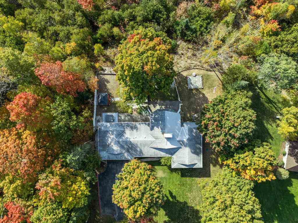 6918 Harbor - Petoskey Road