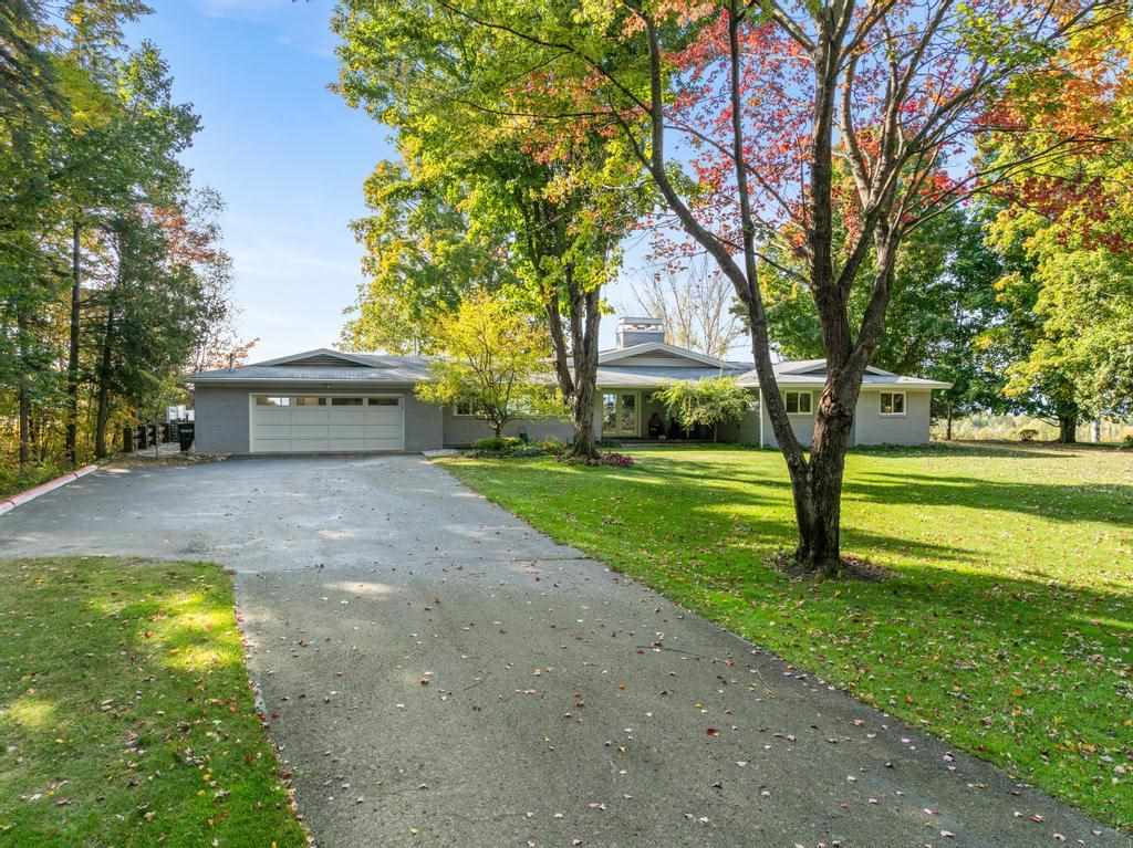 6918 Harbor - Petoskey Road