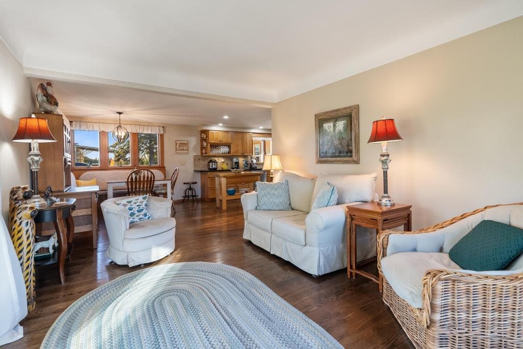 2850 Horton Bay Road