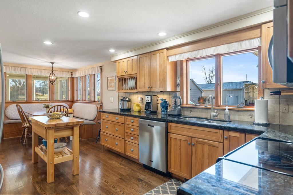 2850 Horton Bay Road