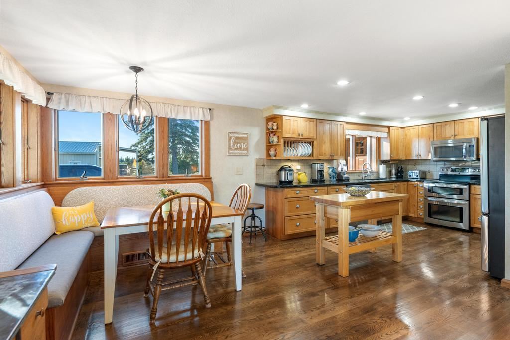 2850 Horton Bay Road