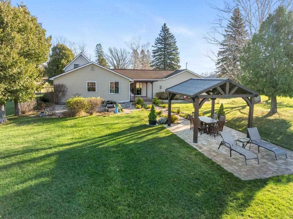 2850 Horton Bay Road