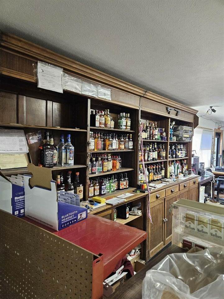 1714 Fox River Rd