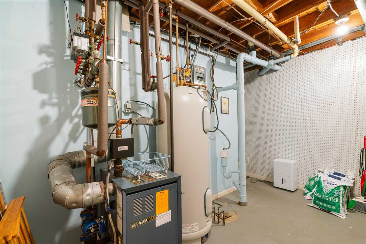 12411 Meanderline Road