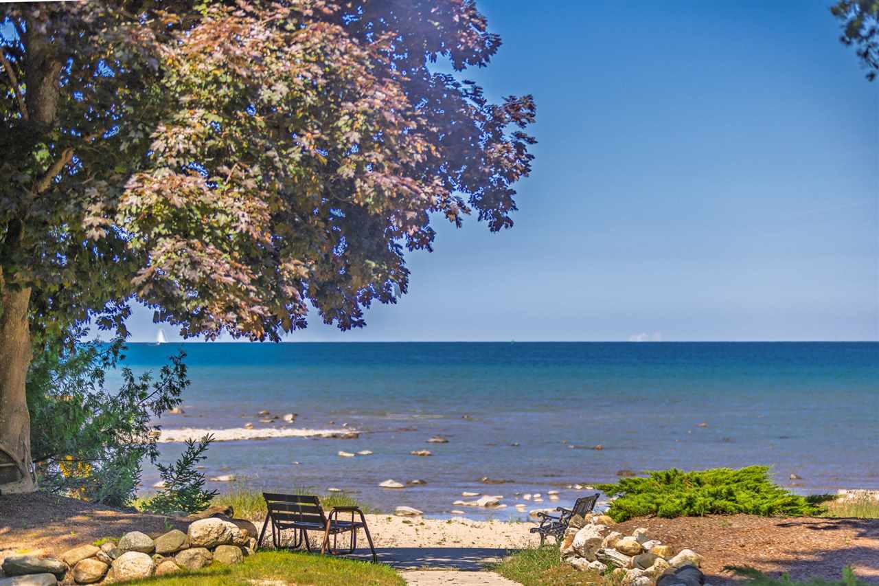 12411 Meanderline Road