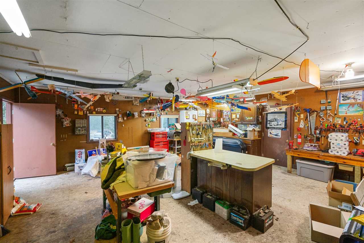 12411 Meanderline Road