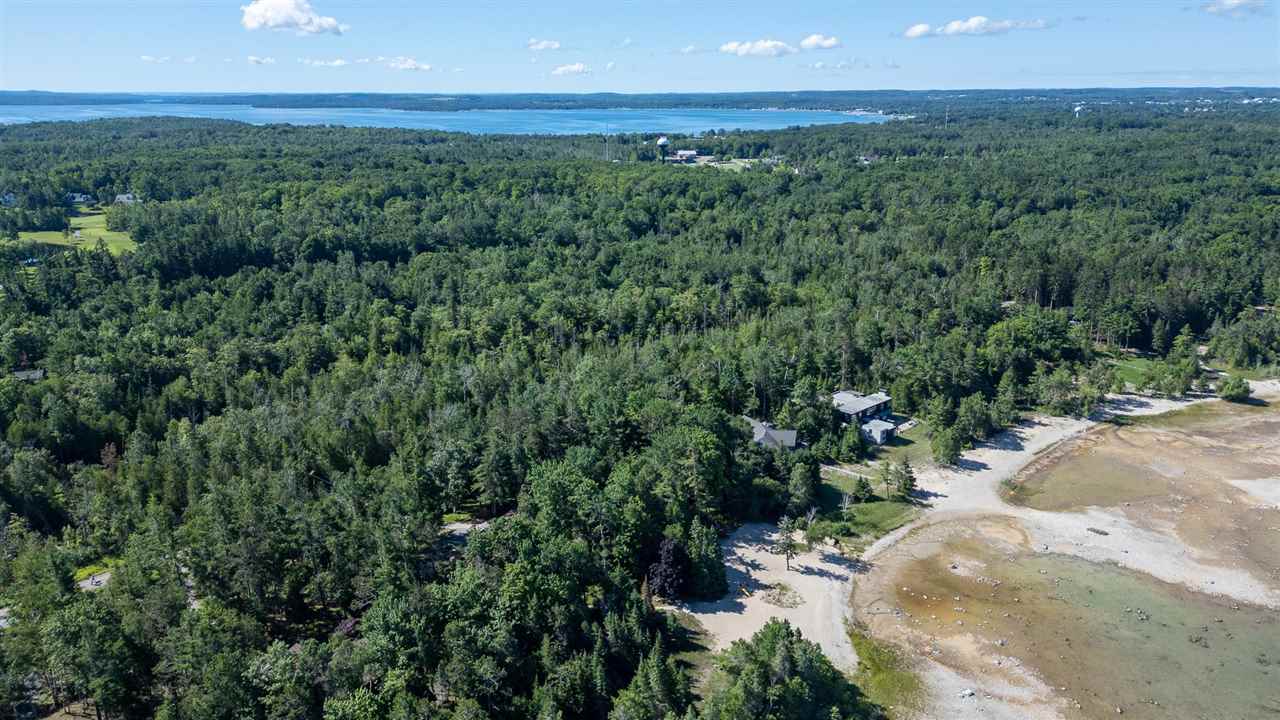 12411 Meanderline Road