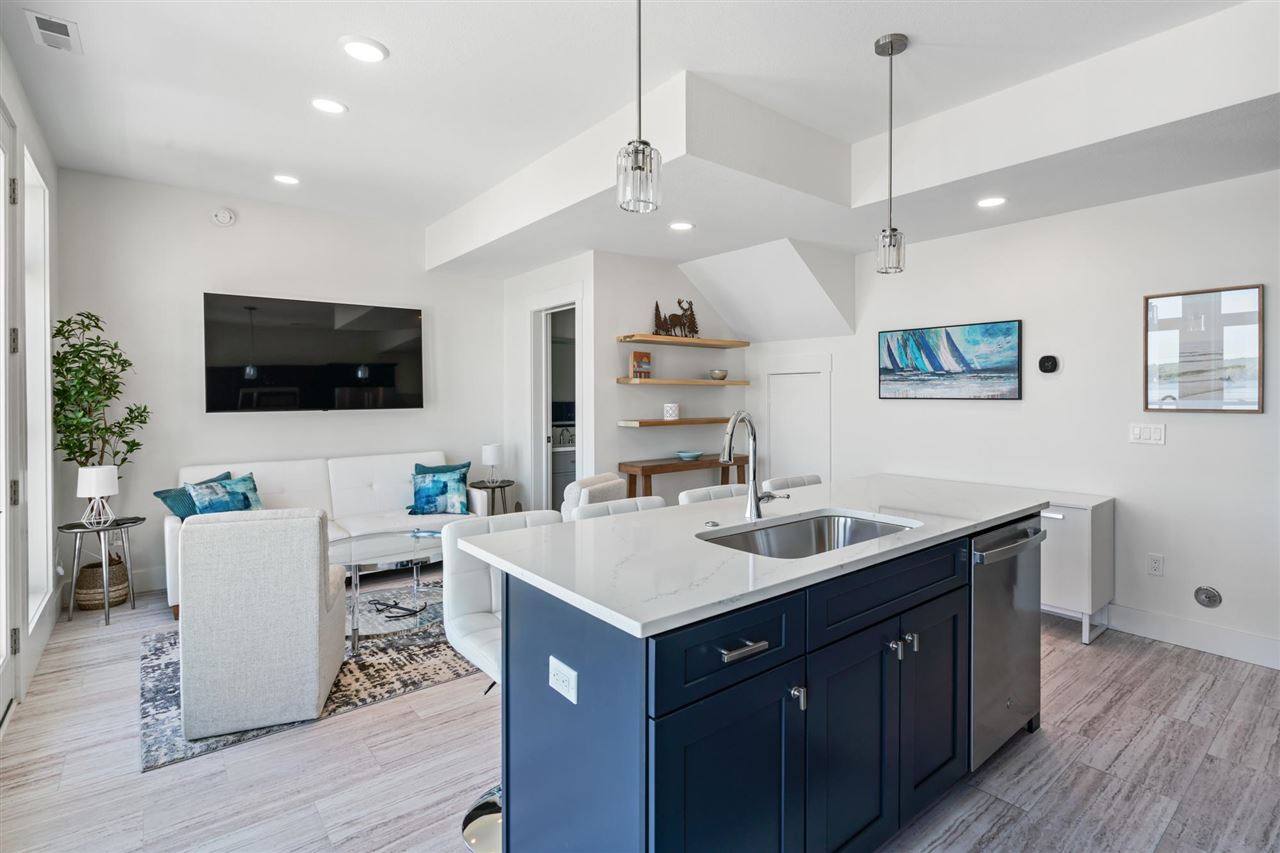 3656 Road Unit: 2