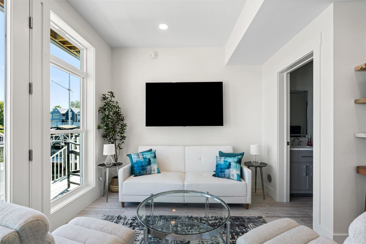 3656 Road Unit: 2