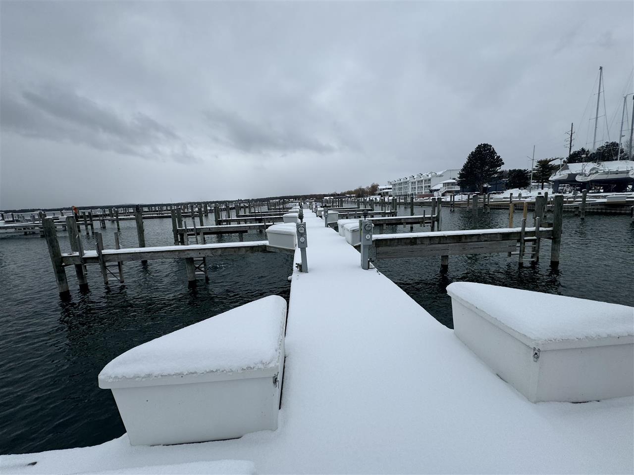 202 Ferry Avenue Unit: 33