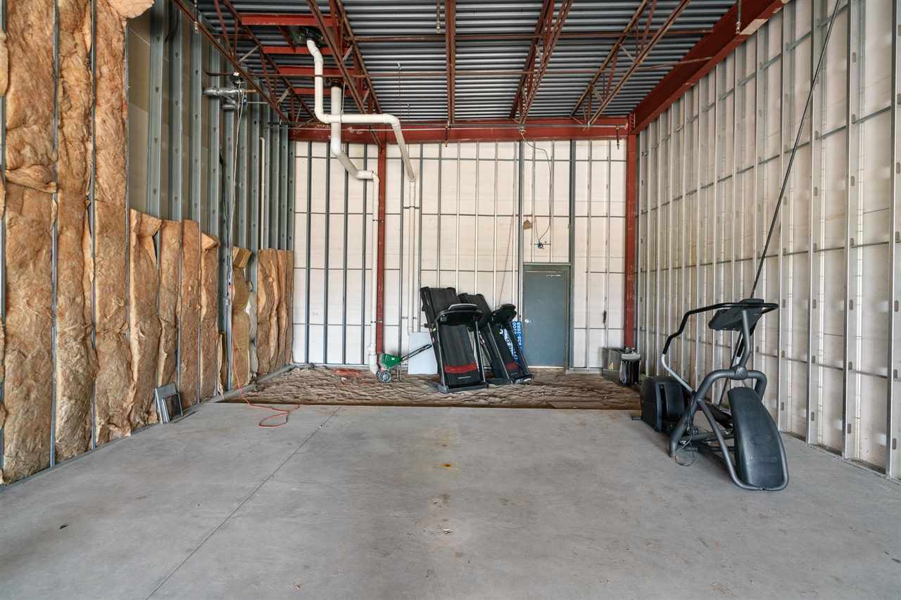 2160 Anderson Unit: 200