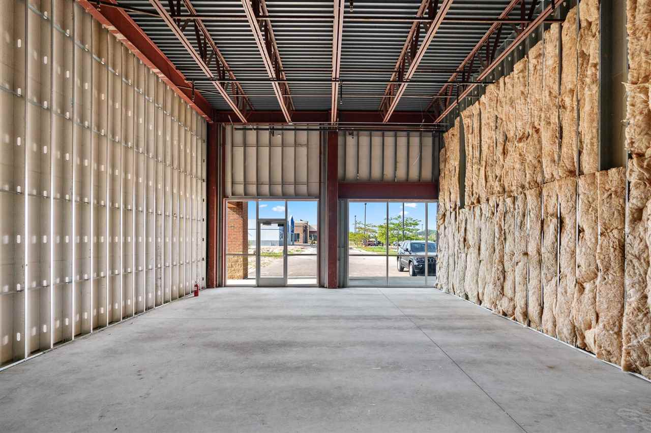 2160 Anderson Unit: 200