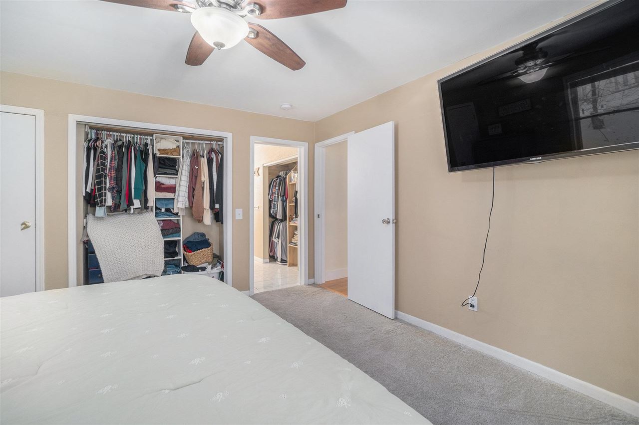 4413 Russell