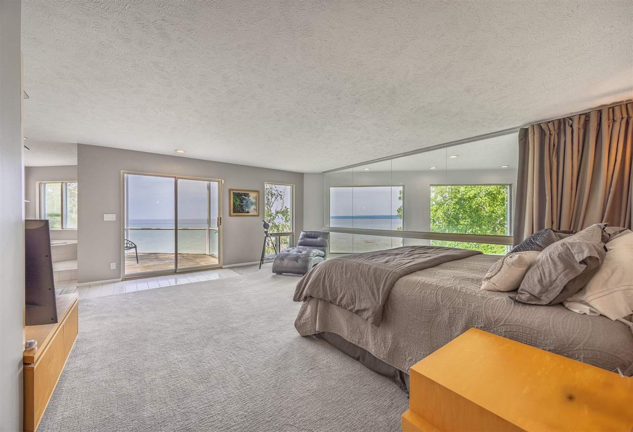 7857 Nine Mile Drive