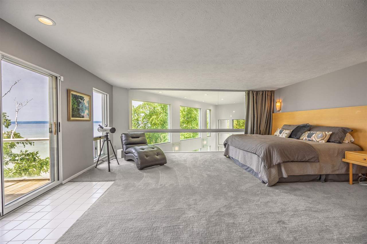 7857 Nine Mile Drive