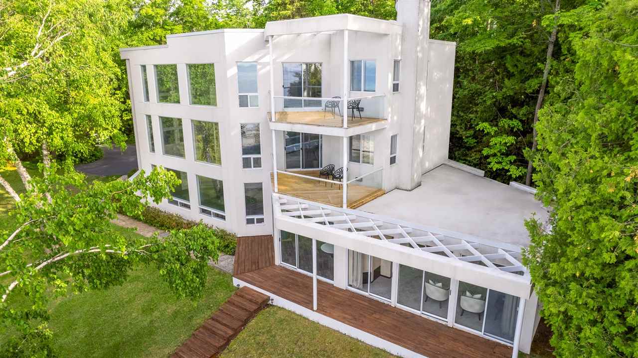 7857 Nine Mile Drive