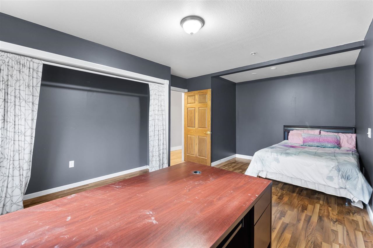 122 Meadow Wood Drive