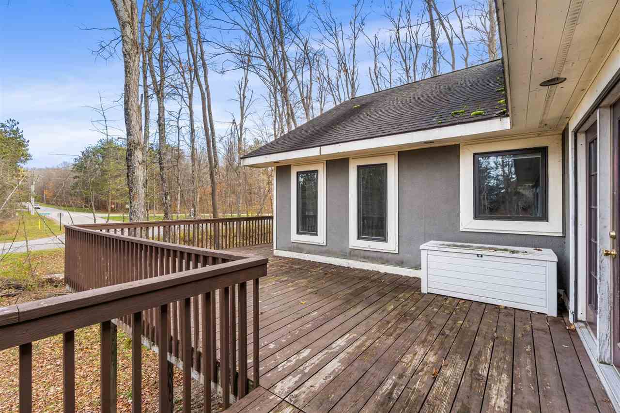 122 Meadow Wood Drive