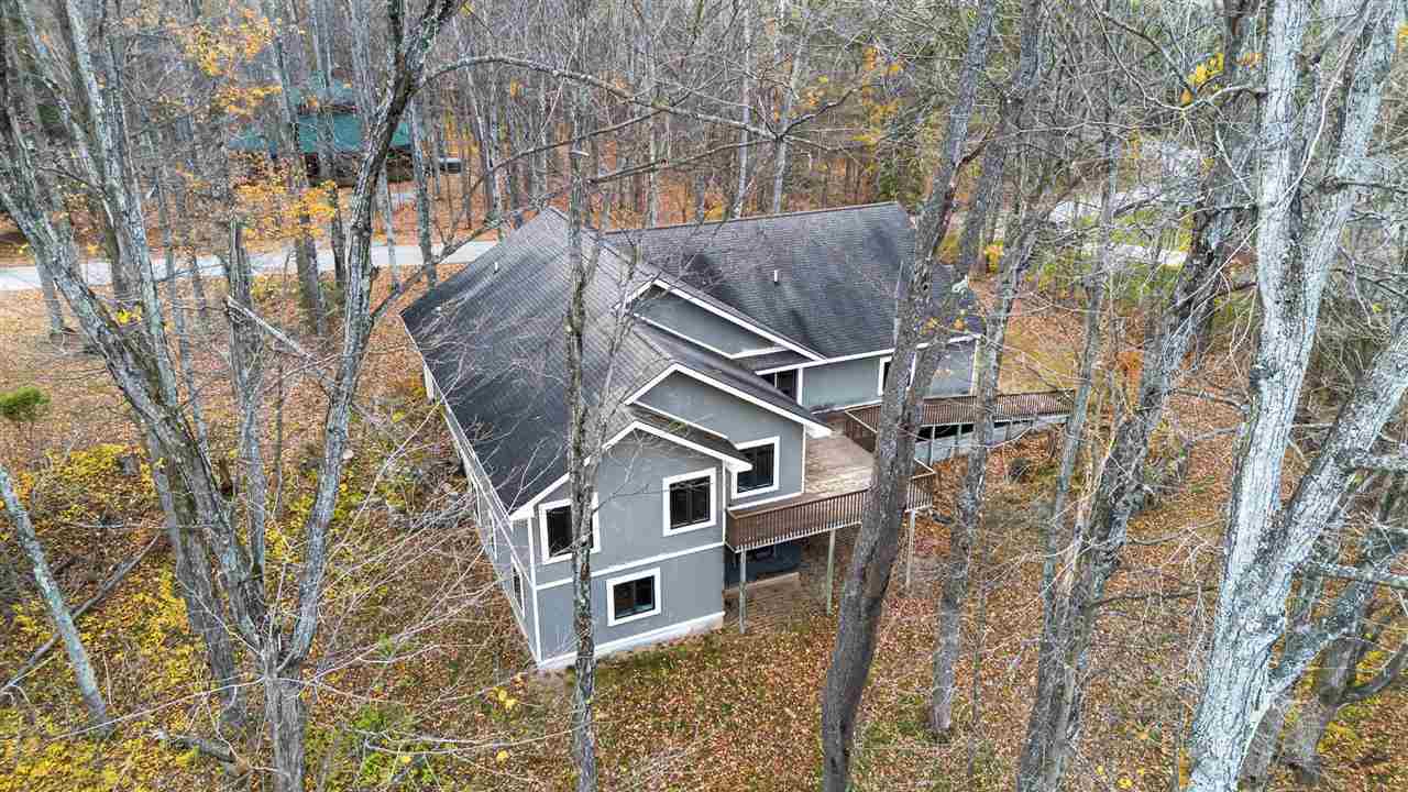 122 Meadow Wood Drive