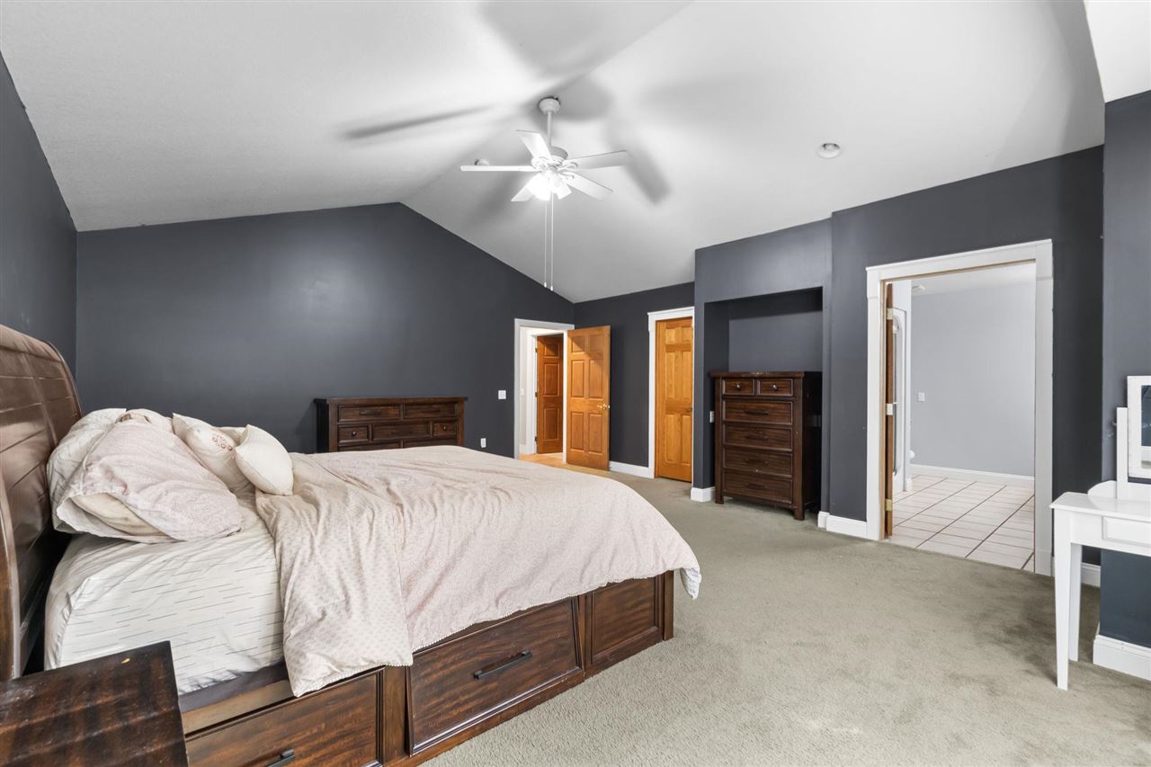 122 Meadow Wood Drive