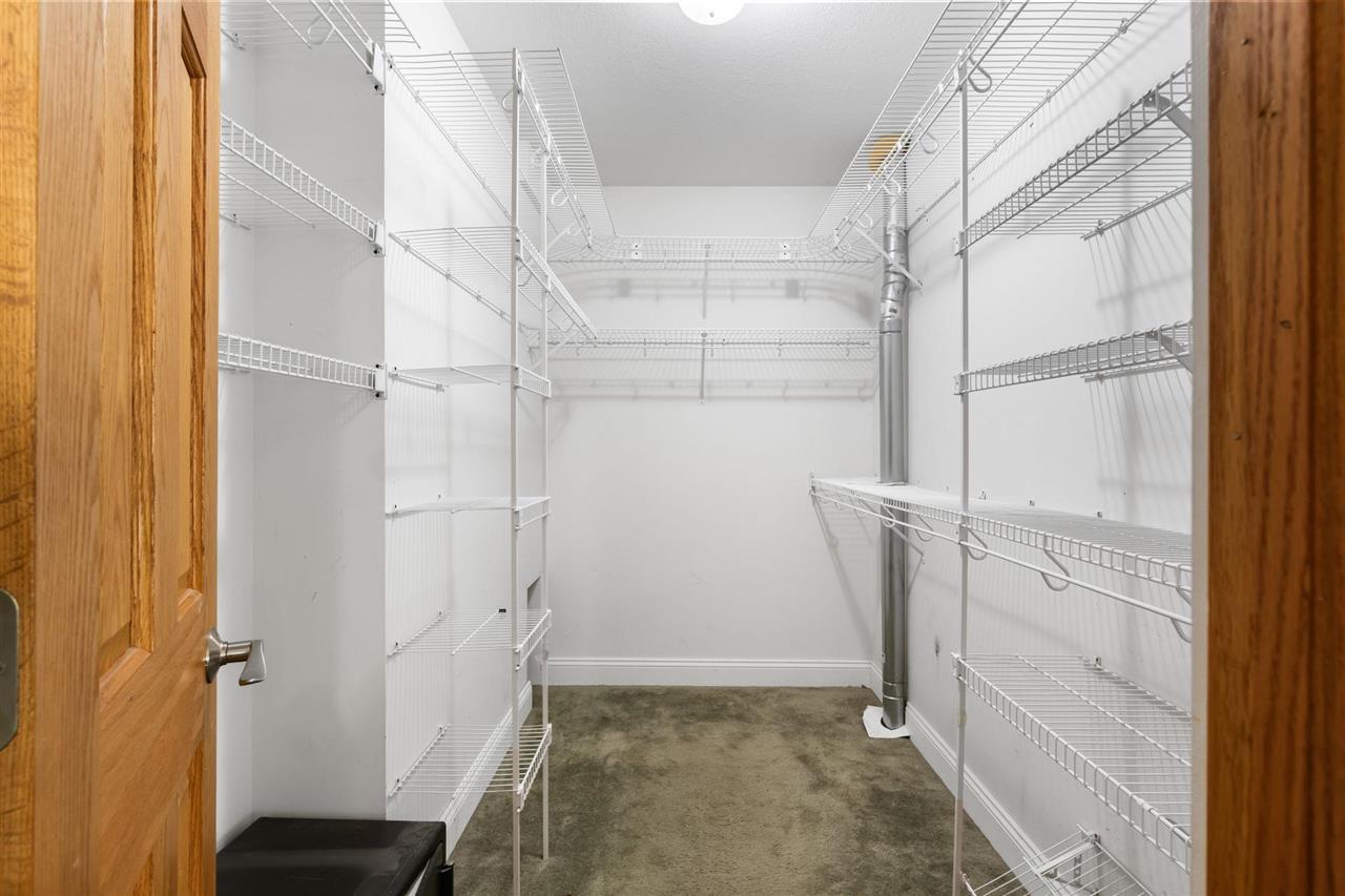 122 Meadow Wood Drive