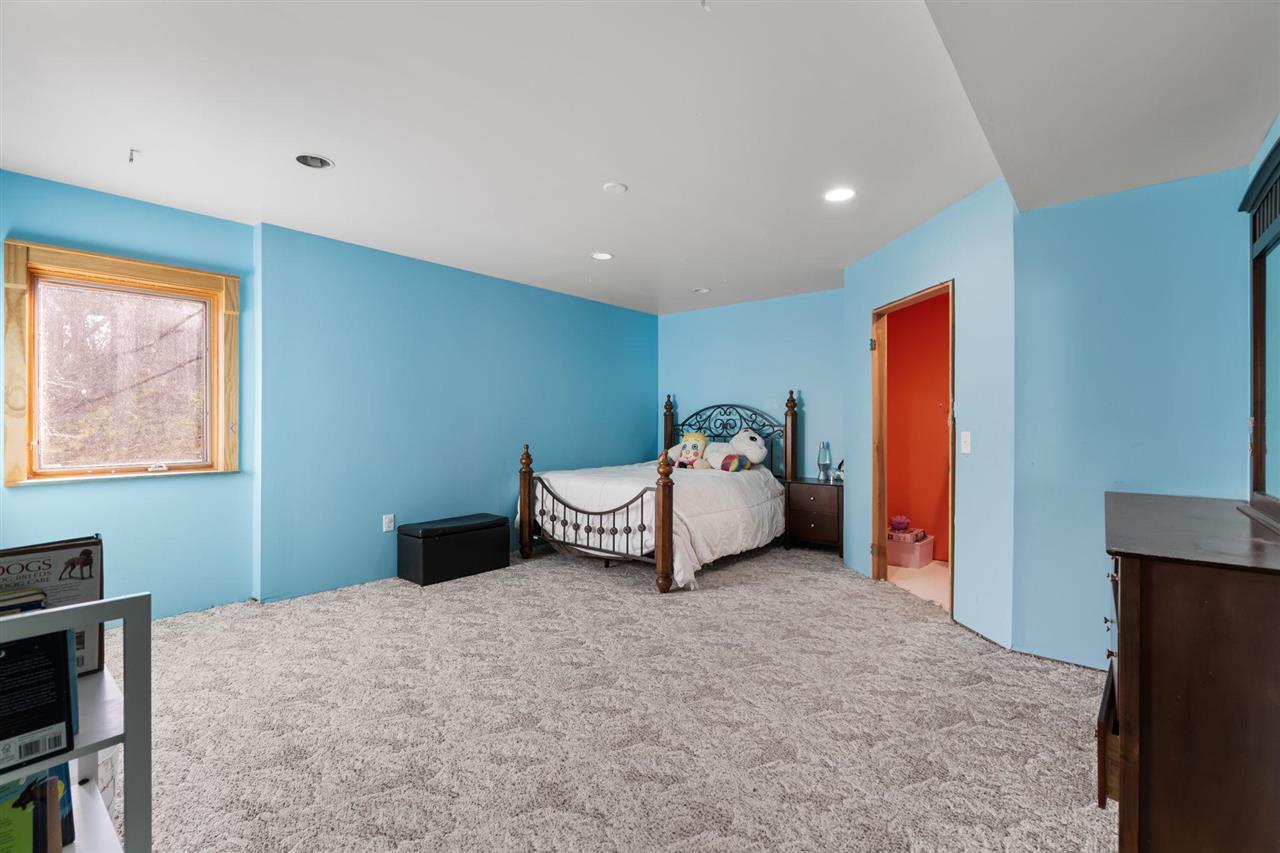 122 Meadow Wood Drive