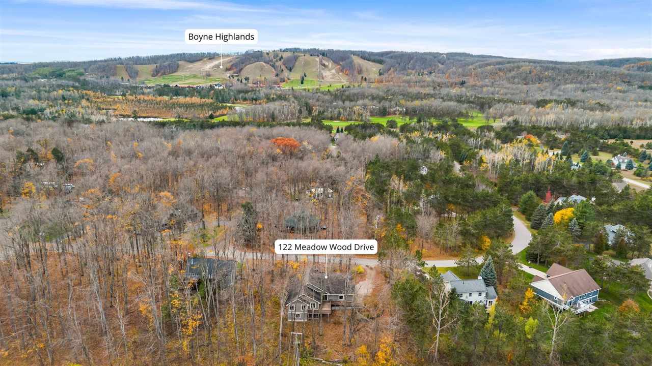 122 Meadow Wood Drive