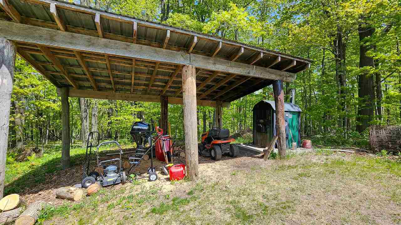 9400 W Robinson Road