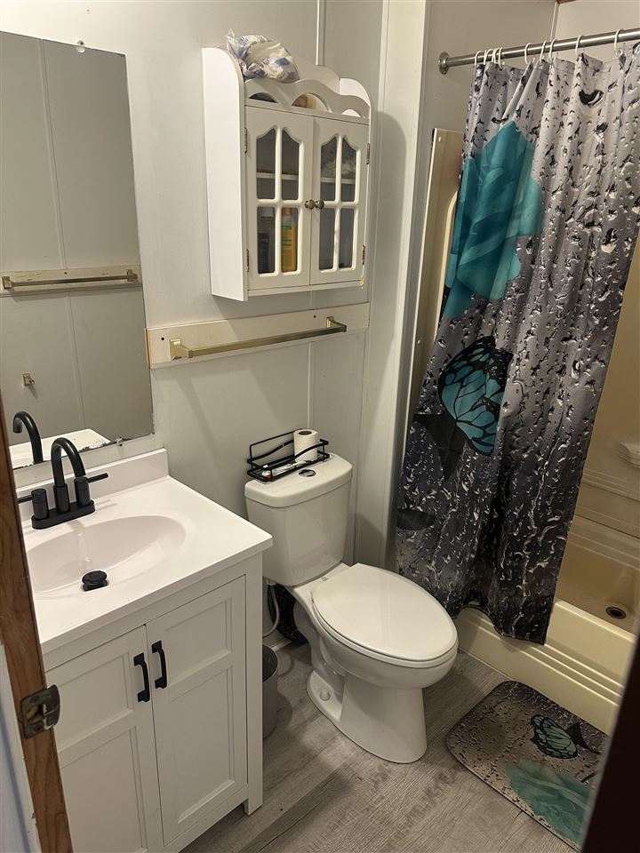 6685 N M-66 Unit: 150