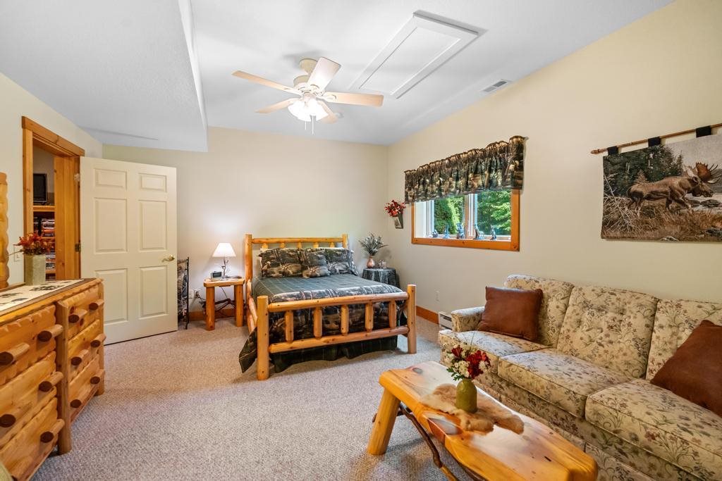 1750 Forest Ridge Trail