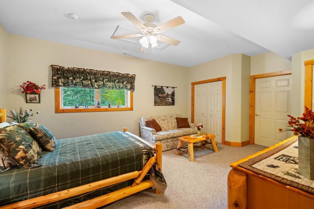 1750 Forest Ridge Trail