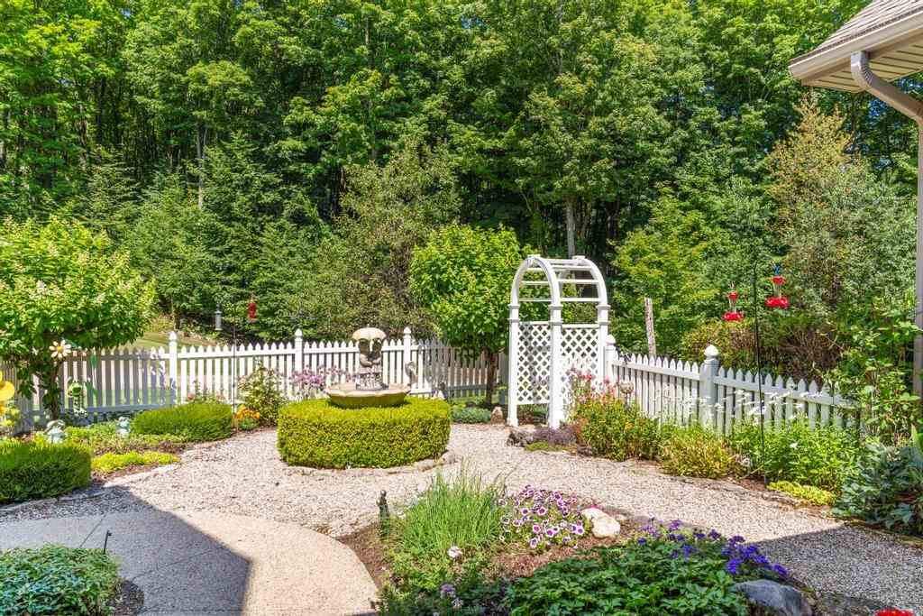 1750 Forest Ridge Trail